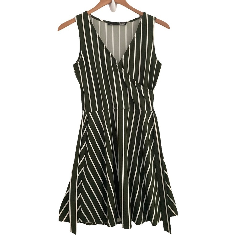 Rebel Sugar Sleeveless Dress M